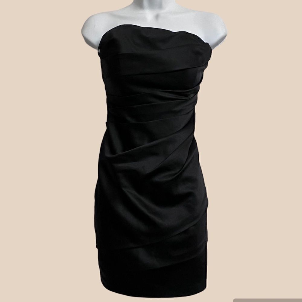 David’s Bridal black short pleated satin strapless dress size 6